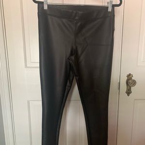 Express NWT faux leather leggings size medium